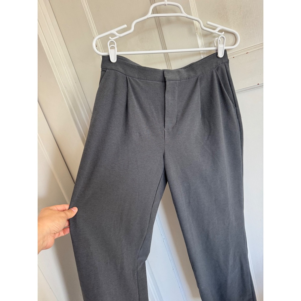 Vuori women's gray Elevation wide leg pant size medium - Picture 2 of 12